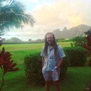 Meet your Posher, Max